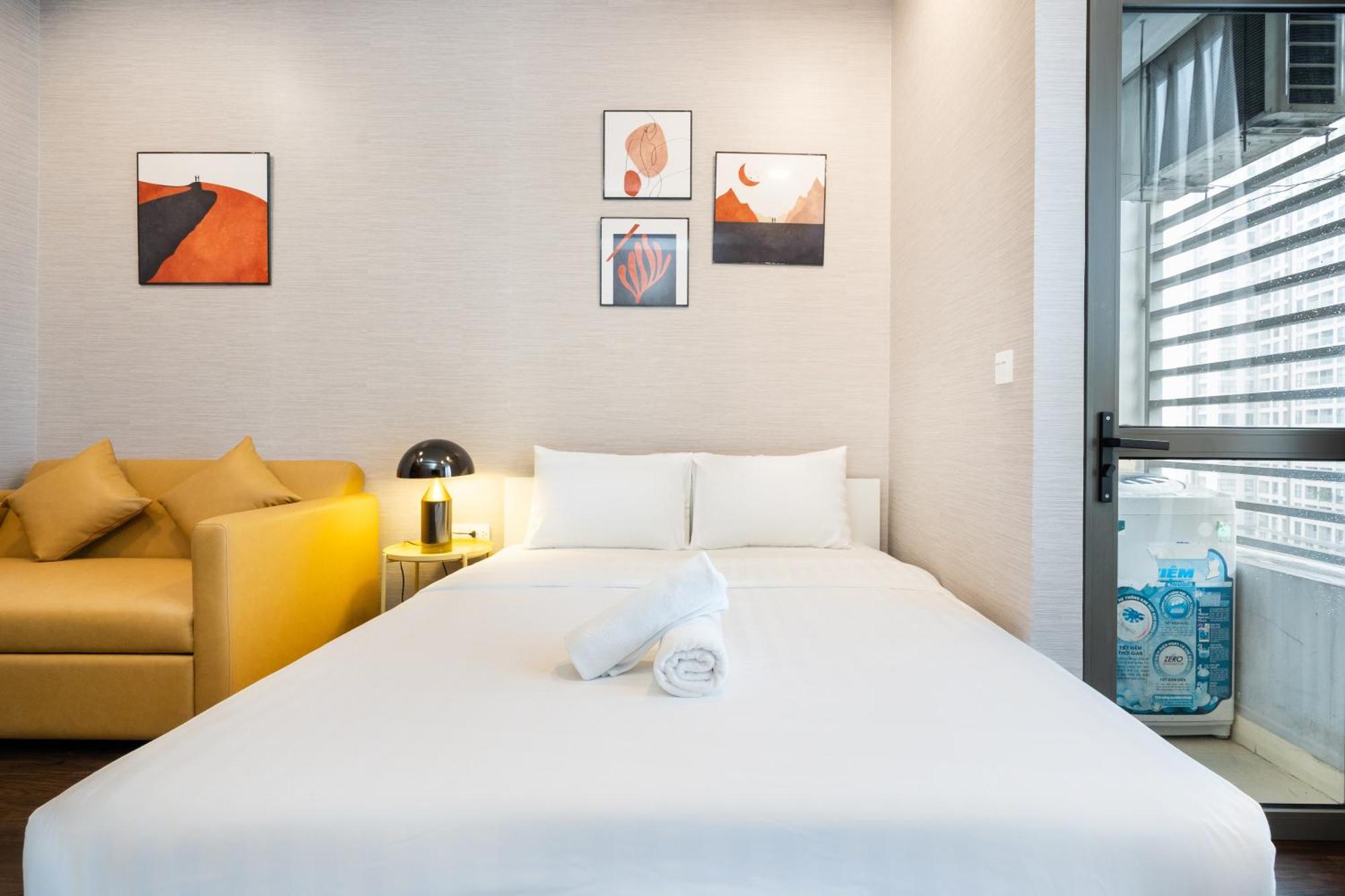 Rem Rivergate Garden Pool Signature - Free 4G Sim For 3 Nights Booking 胡志明市 外观 照片