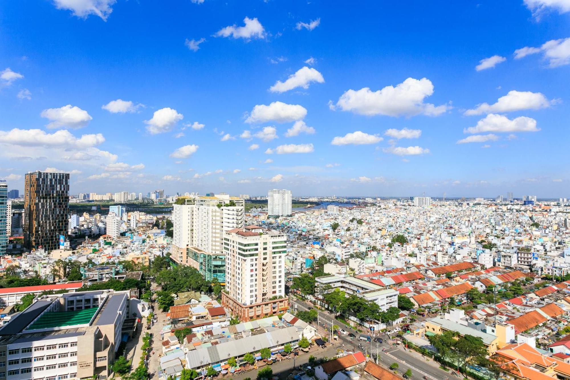 Rem Rivergate Garden Pool Signature - Free 4G Sim For 3 Nights Booking 胡志明市 外观 照片