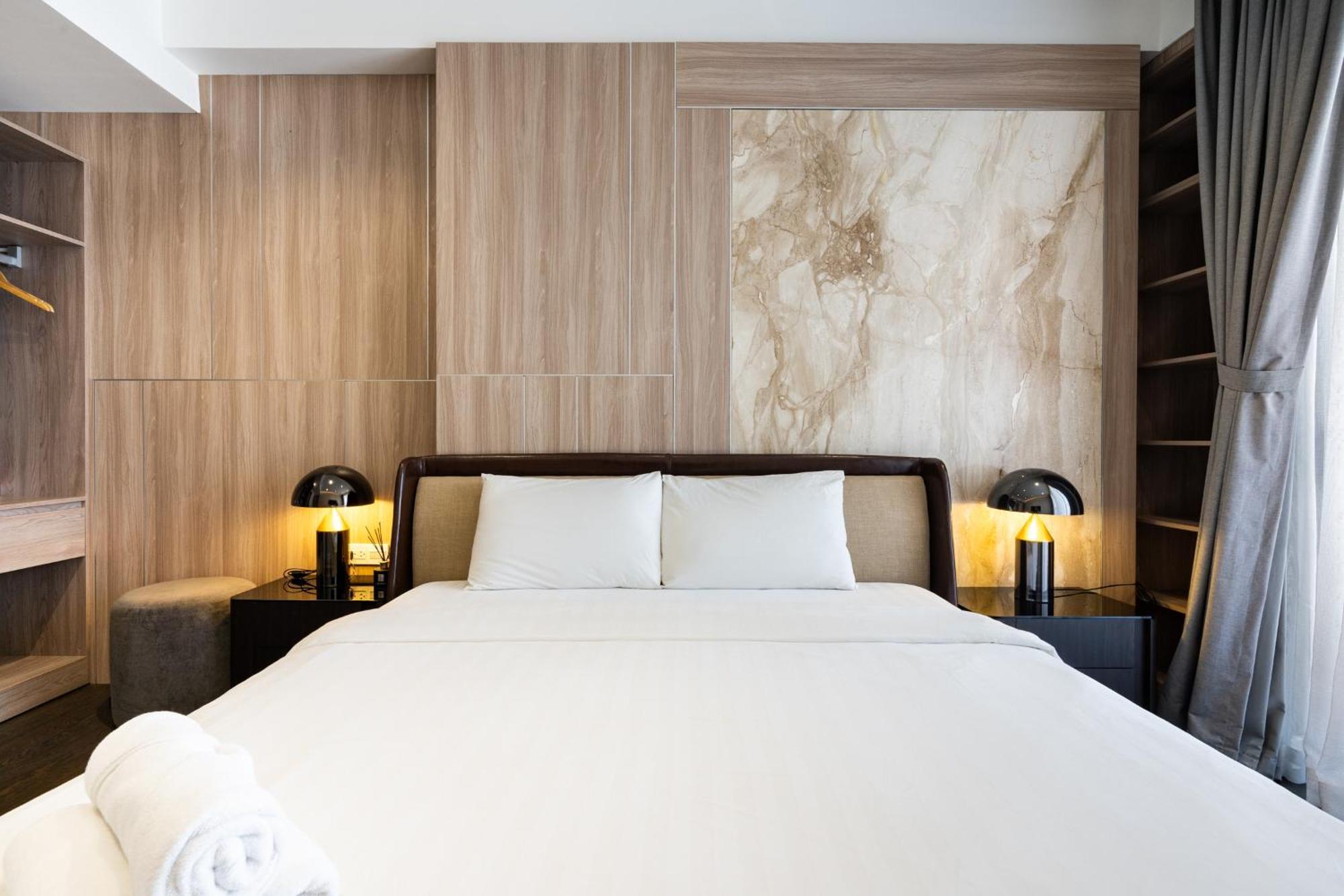 Rem Rivergate Garden Pool Signature - Free 4G Sim For 3 Nights Booking 胡志明市 外观 照片
