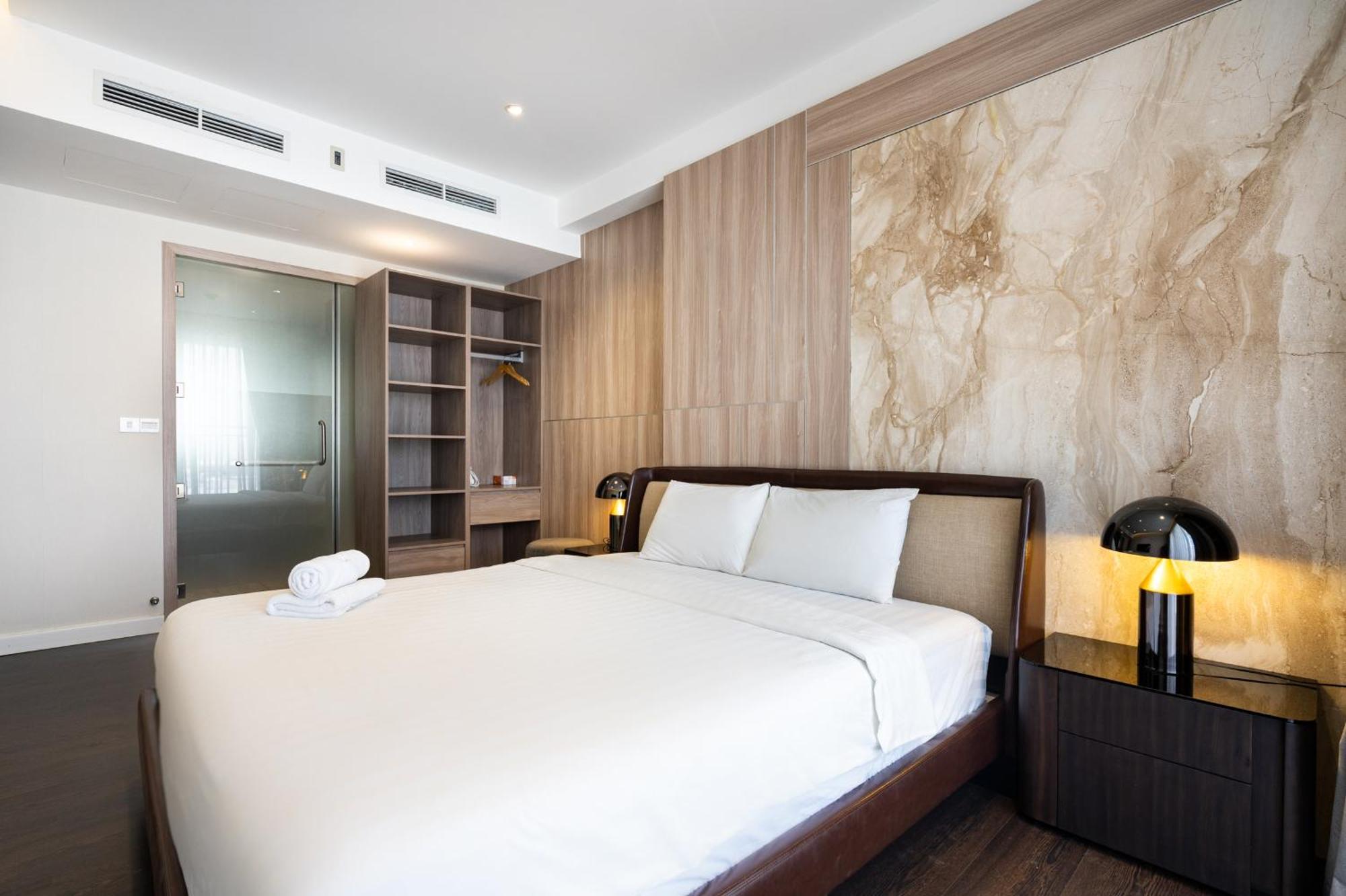 Rem Rivergate Garden Pool Signature - Free 4G Sim For 3 Nights Booking 胡志明市 外观 照片